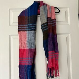 Beautiful Winter Scarf Great Condition